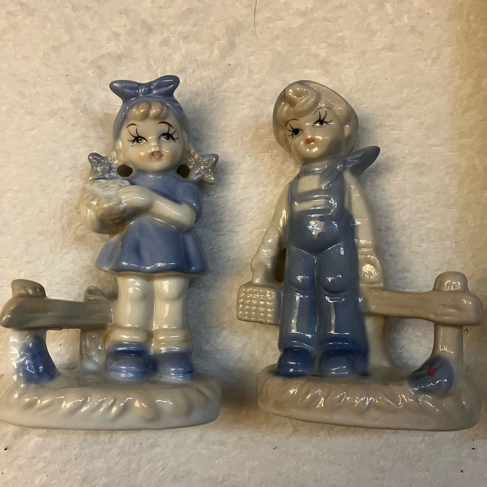 Vintage Dutch Boy and Girl Made in Taiwan